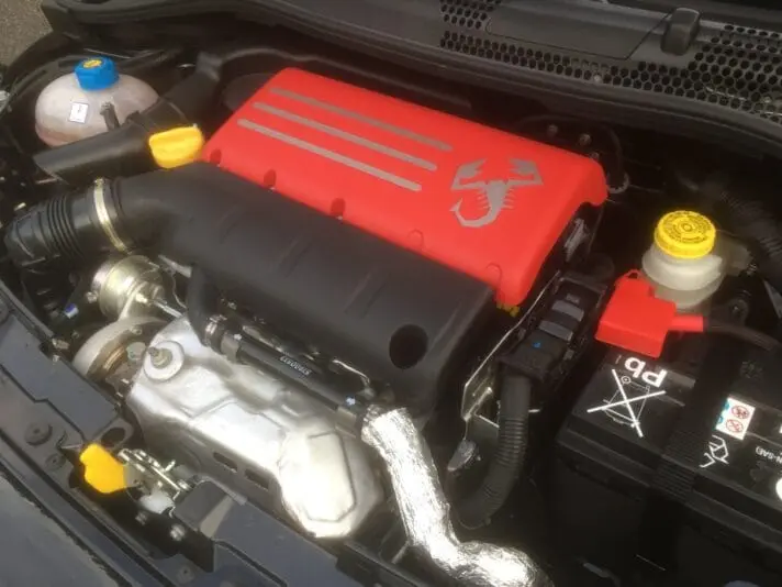 Abarth 595 C 165 CV: тест Scorpioneoro - Дорожный тест