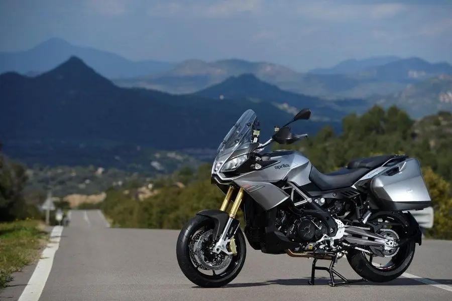 Aprilia Caponord 1200(4)