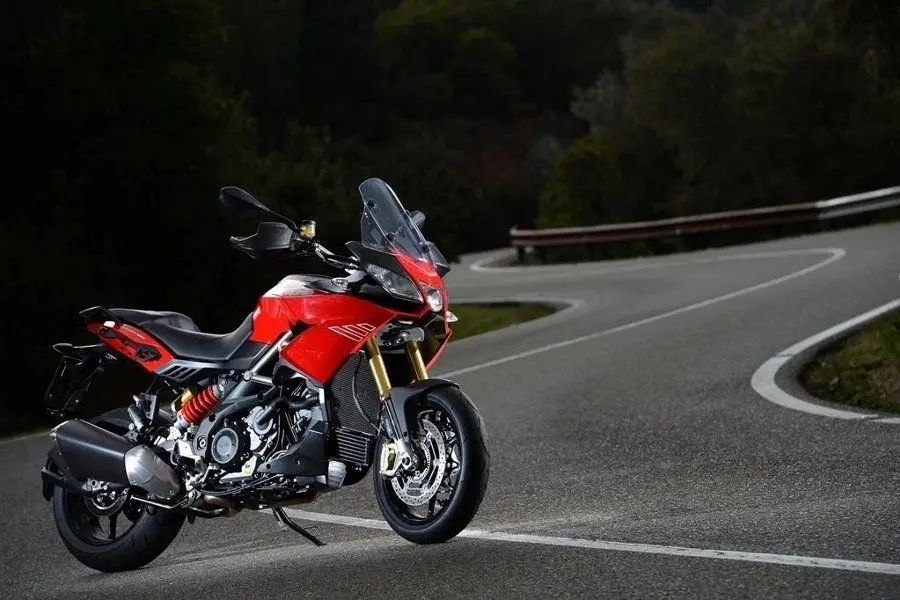 Aprilia Caponord 1200(8)
