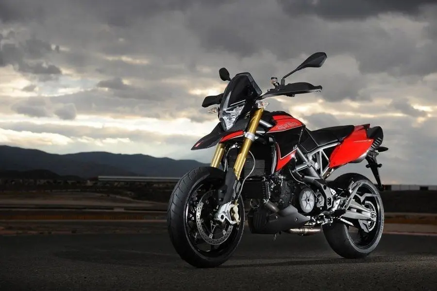 Aprilia Dorsoduro 1200(2)