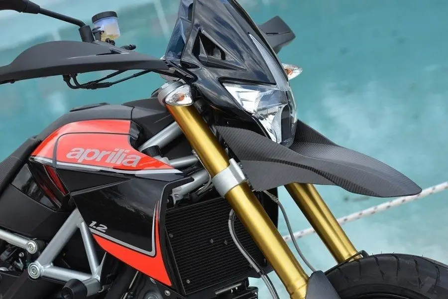 Aprilia Dorsoduro 1200(8)