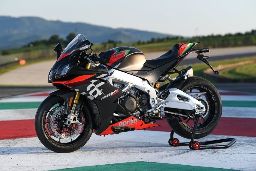 Aprilia rsv4 RF