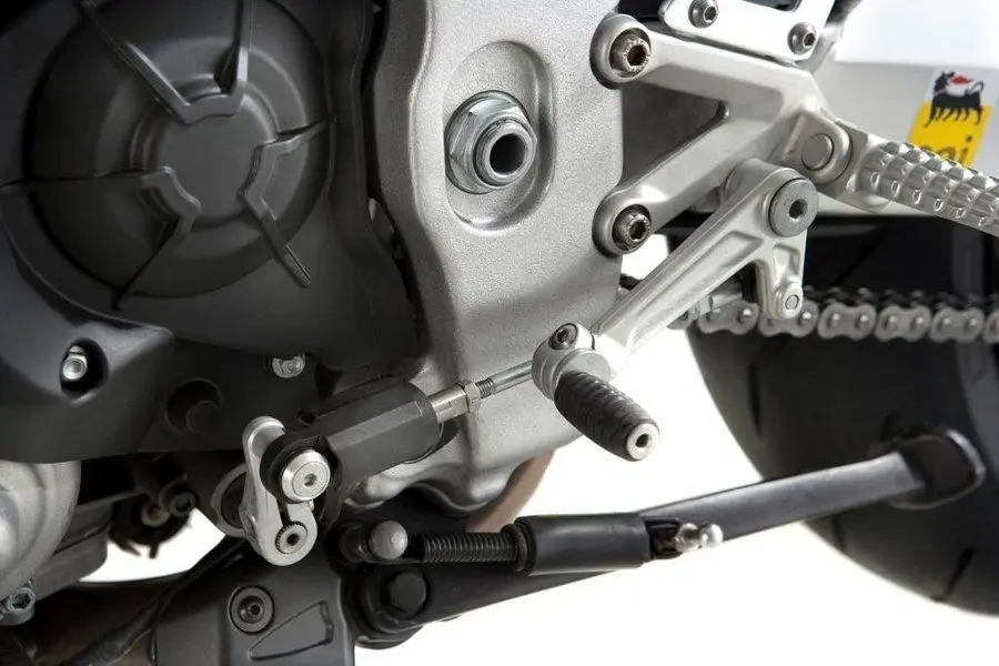 APRILIA TUONO V4 R (10)