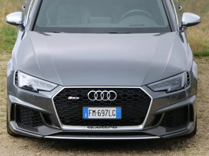 Audi RS4 Avant 2.9 TFSI 450 CV - Дорожные испытания 