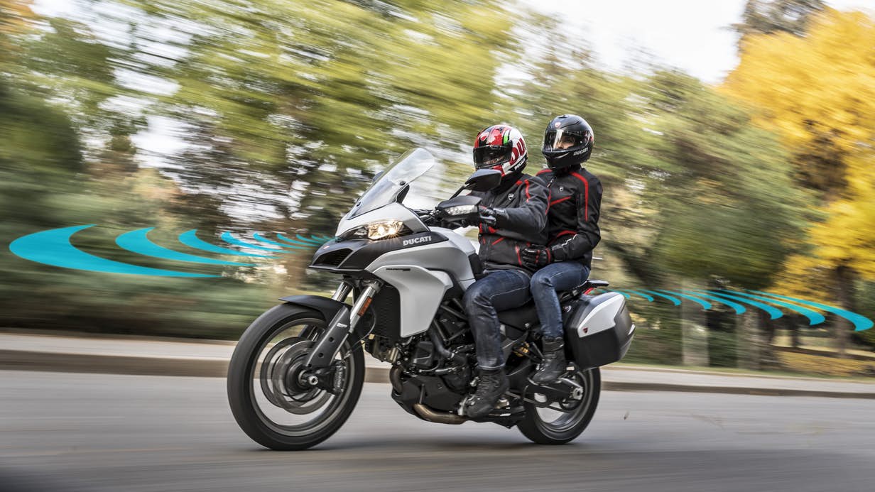 Ducati, anno 2020 exemplar cum cruise radar et adaptiva potestate – Moto Praevius
