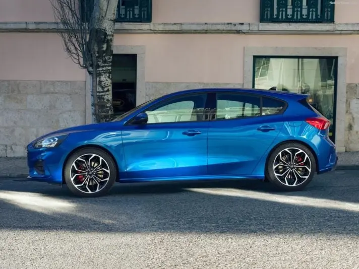Ford Focus: модели, цены, характеристики и фотографии - Руководство по покупке