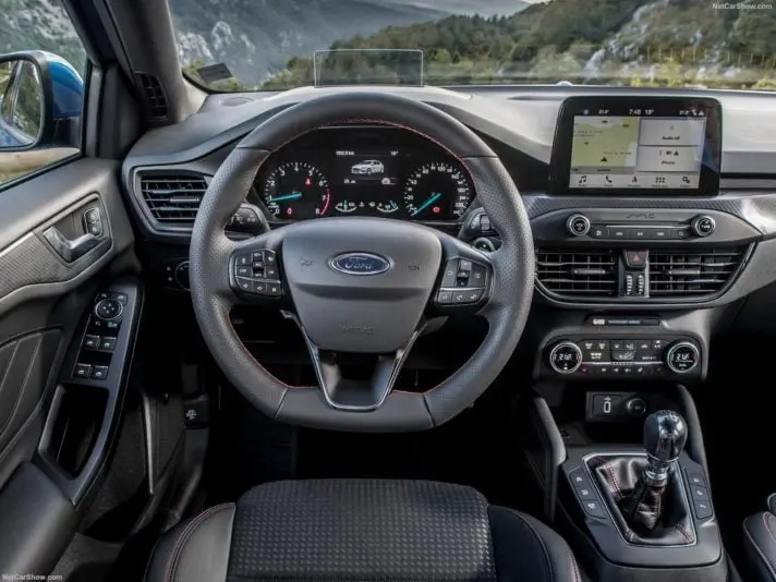 Ford Focus: модели, цены, характеристики и фотографии - Руководство по покупке