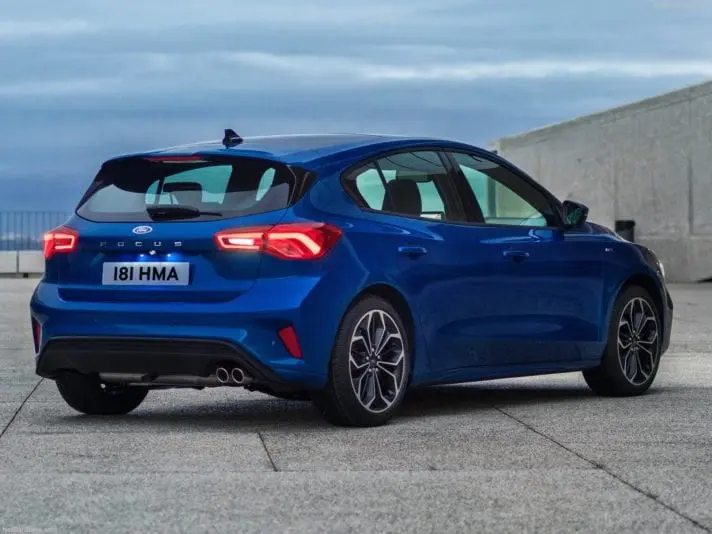 Ford Focus: модели, цены, характеристики и фотографии - Руководство по покупке