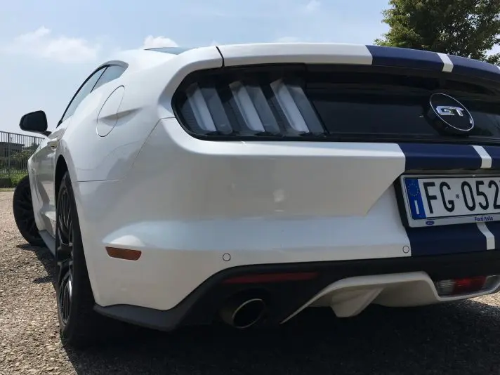 Ford Mustang GT V8 - Prova su Strada