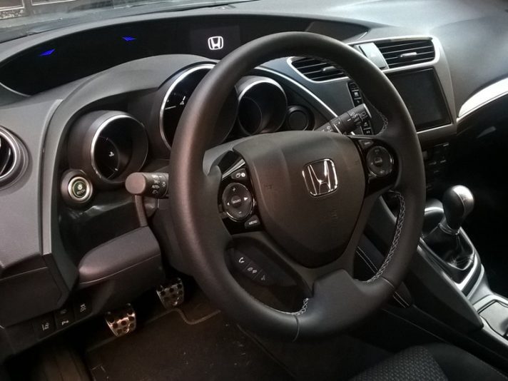 Honda Civic Tourer 1.6 i-DTEC: тест японского компактного универсала - Road Test 
