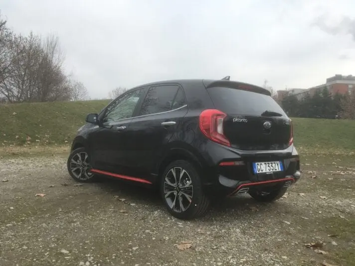 Kia Picanto 1.0 TGDi: веселый с брио - Road Test 