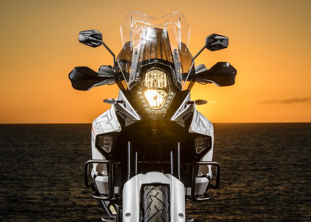 KTM 1290 Super Adventure &#8211; превью мотоциклов &#8211; колеса Icon