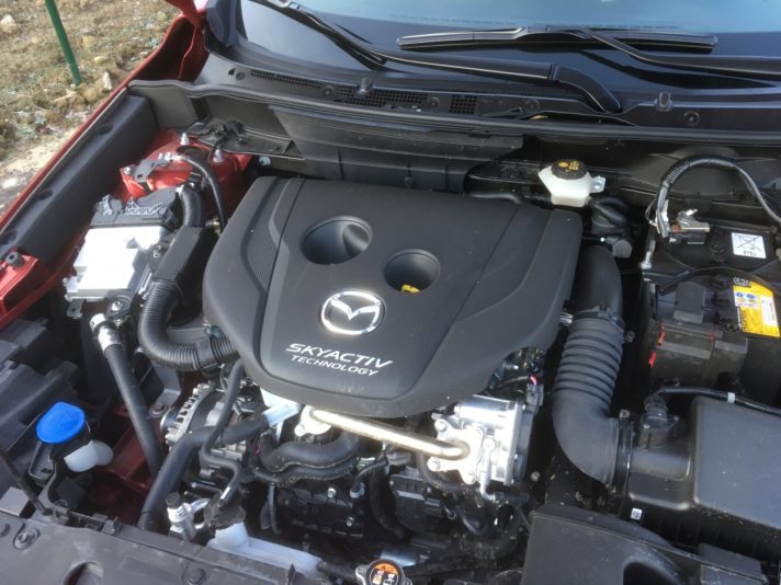 Mazda CX-3 1.8L Skyactiv-D 4WD, тест - Road Test 