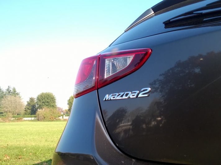 Mazda Mazda2 1.5 Skyactiv-D: плюсы и минусы - Дорожный тест 