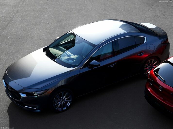 Mazda Mazda3 Sedan: фото, данные и цены - Превью 