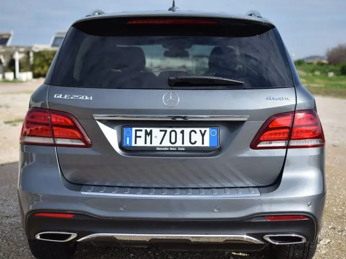 Mercedes-Benz GLE 250d 4Matic - Prova su Strada 