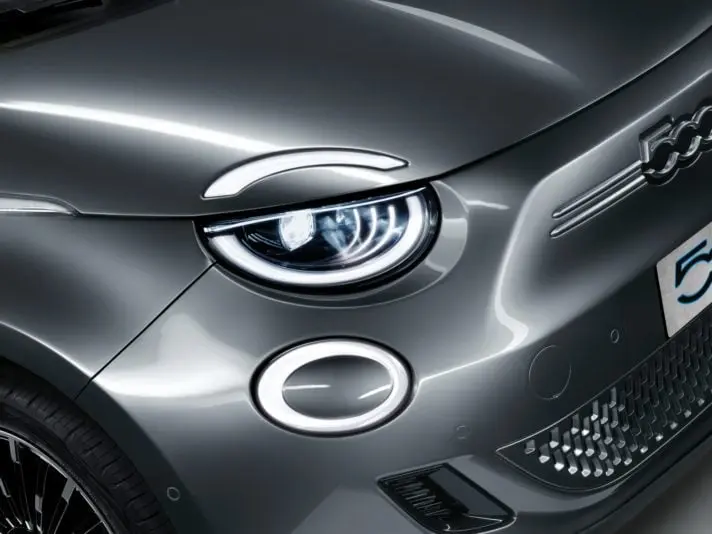 Новый Fiat 500 2020: фото и данные третьего поколения - Превью