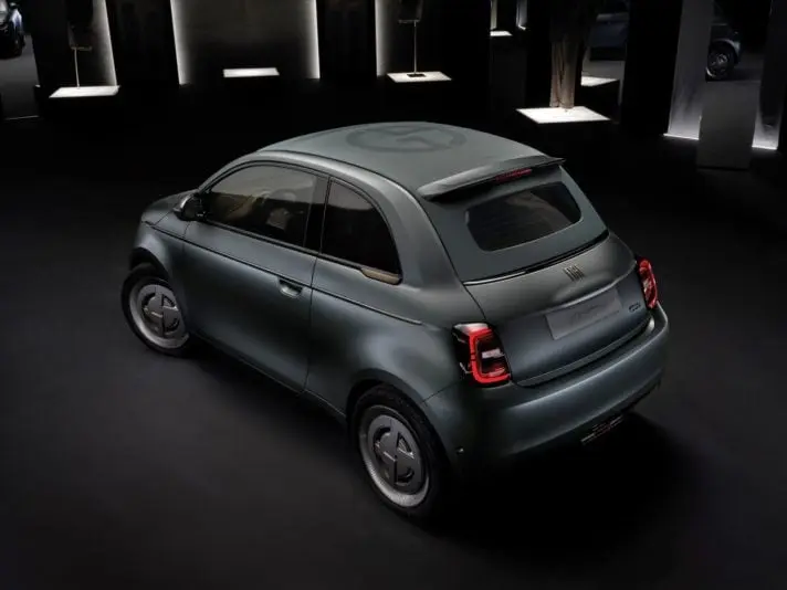 Новый Fiat 500 2020: фото и данные третьего поколения - Превью