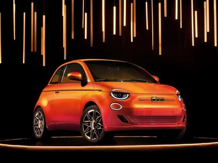 Новый Fiat 500 2020: фото и данные третьего поколения - Превью