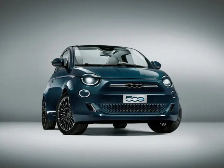 Новый Fiat 500 2020: фото и данные третьего поколения - Превью