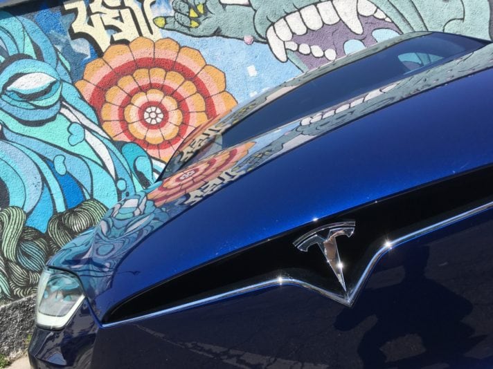 Tesla Model X Long Range: официальный автомобиль SpaceX - дорожные испытания - колеса Icon