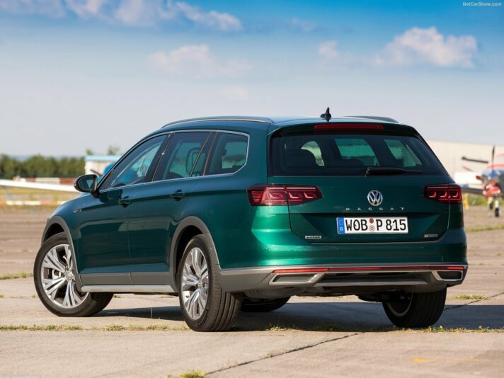 Volkswagen Passat Variant: модели, цены, характеристики и фотографии - Руководство по покупке 