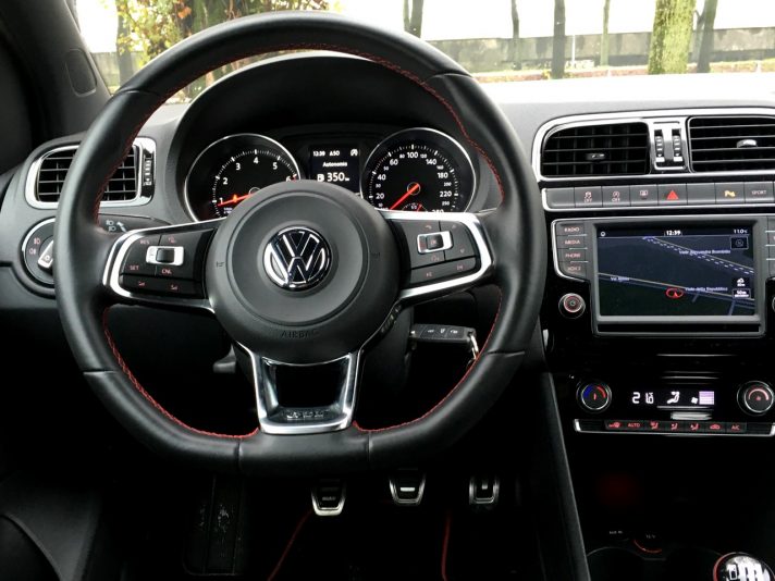 Volkswagen Polo GTI, повседневный спорт - Road Test 