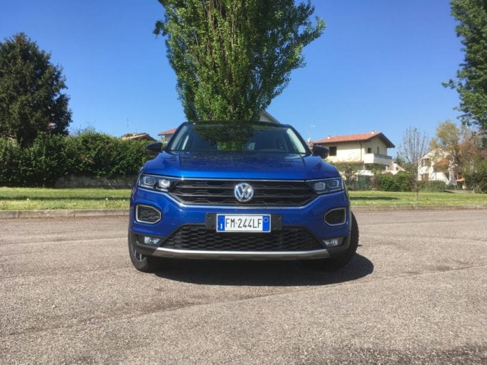 Volkswagen T-Roc 1.0 TSI, самый любимый итальянцами немец - Road Test 
