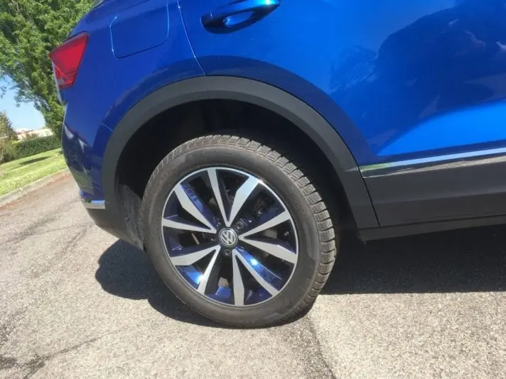 Volkswagen T-Roc 1.0 TSI, самый любимый итальянцами немец - Road Test
