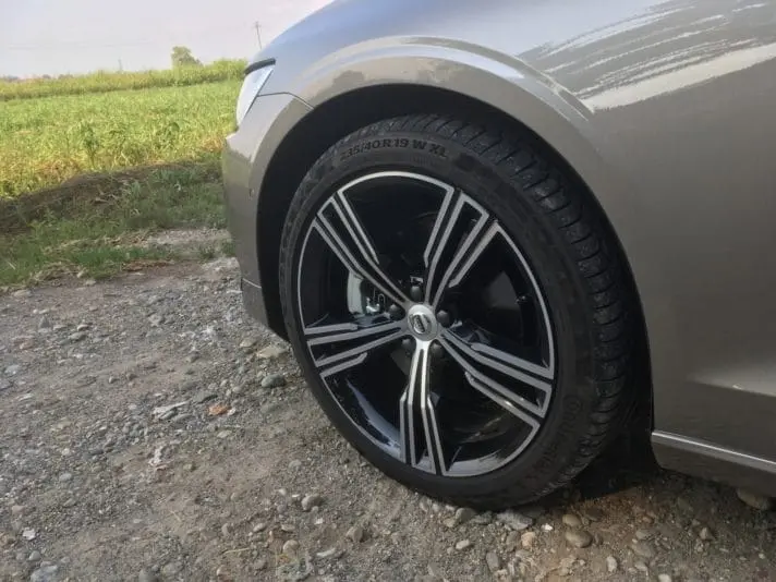 Volvo V60 D4 Geartronic, тест - Дорожный тест