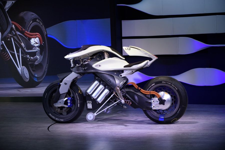 Yamaha MOTOROiD, yon pwototip ki anvizaje avni motosiklèt - Moto Previews
