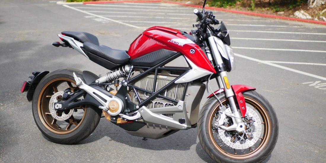 Motorcycle electrici: hic Zero SR/F post ducati 959 relinquit