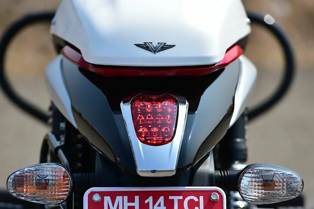 Bajaj V10