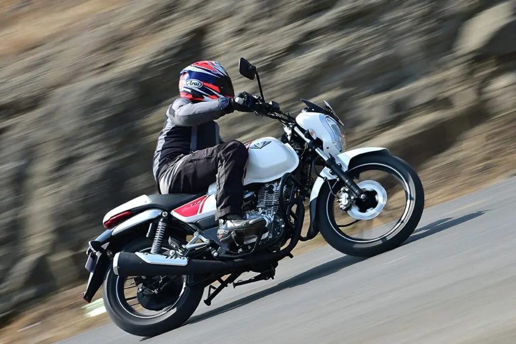 Bajaj V6