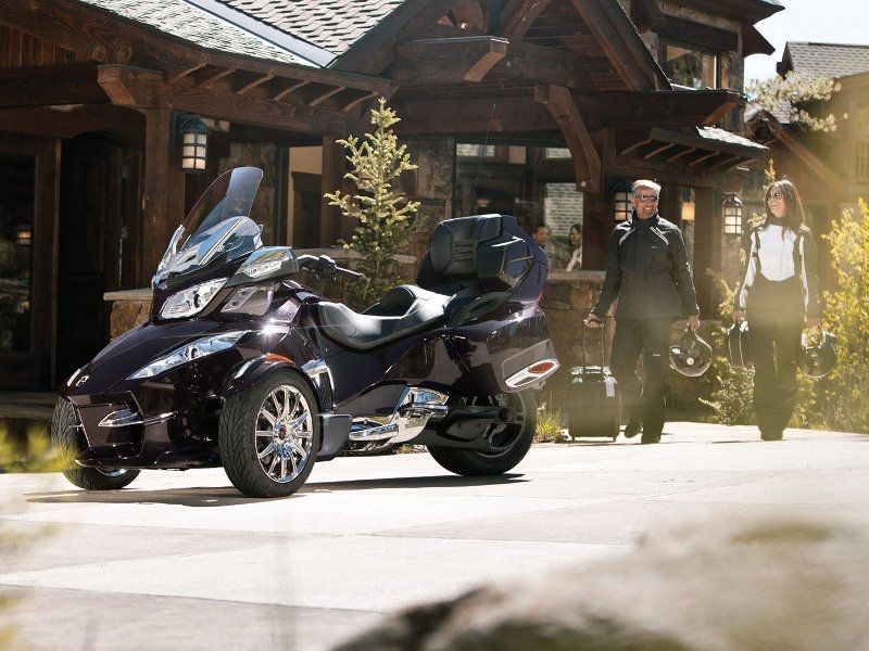 Can-Am Spyder RT Limited1