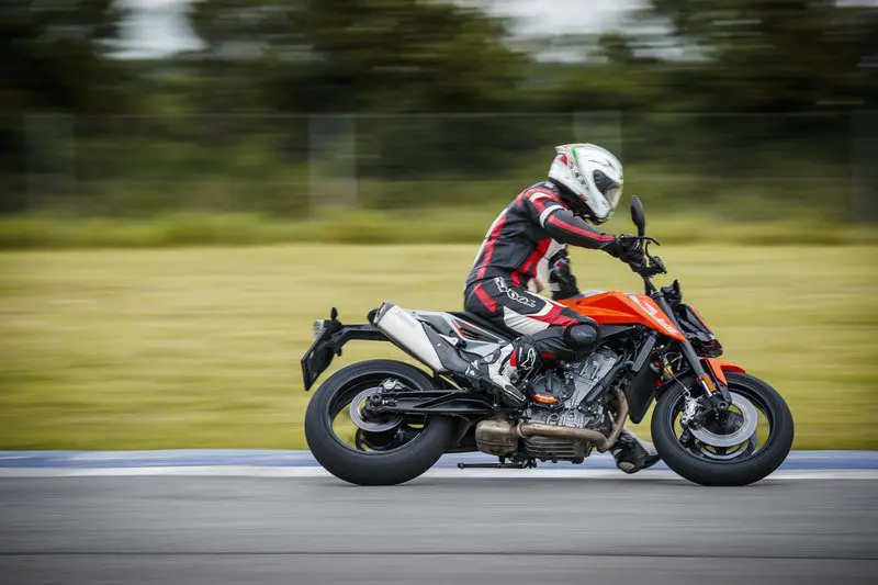 Ездили: почему KTM 790 Duke не лучший для новичков