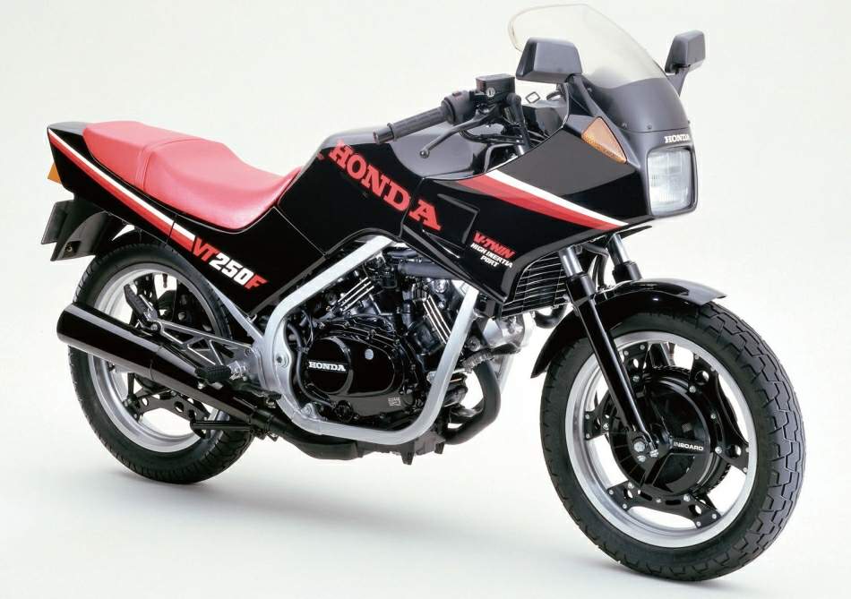 Honda VT 250 F.