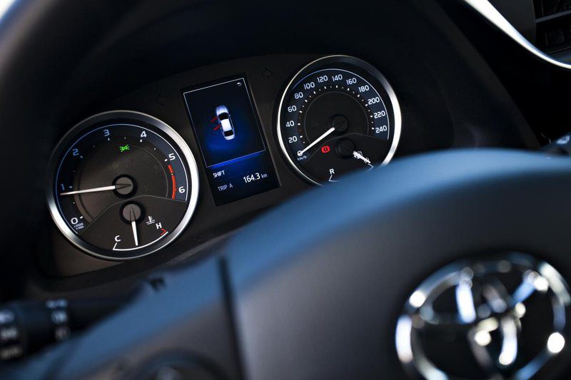 Kratki test: Toyota Corolla 1.4 D-4D LUNA TSS