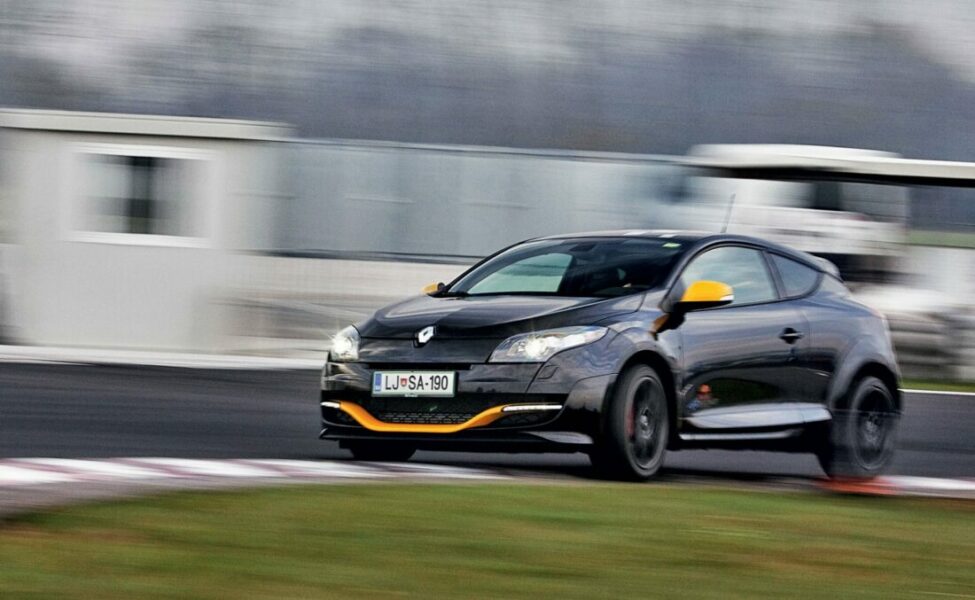 Opel Insignia Sports Tourer 1.5 ECOTEC 6MT (140)