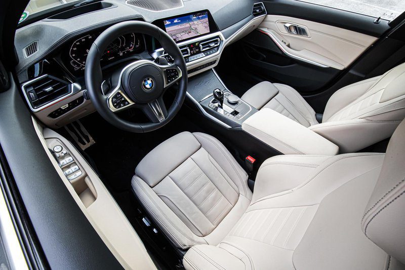 Kuerz Test: BMW 330d xDrive Touring M Sport // Ass et richteg?