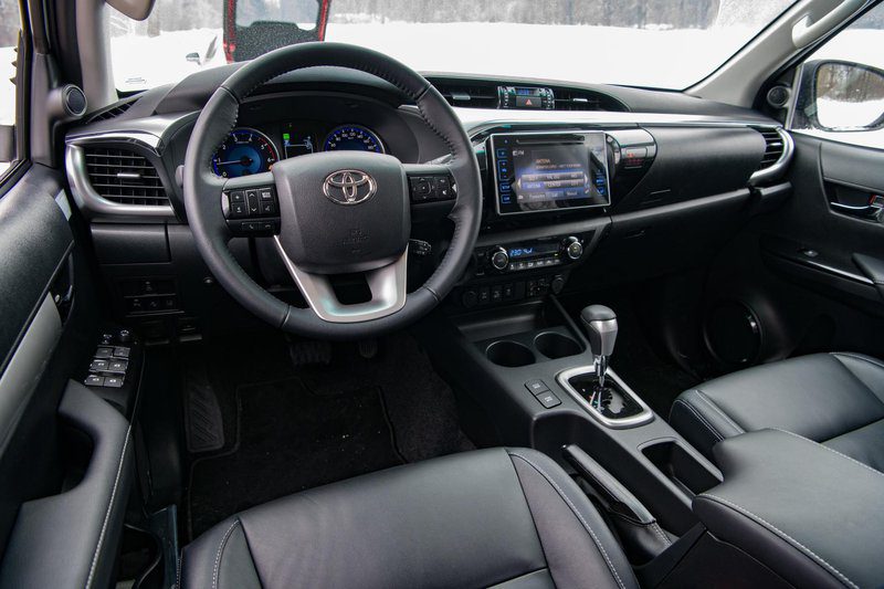 Краткий тест: Toyota Hilux Executive Invincible