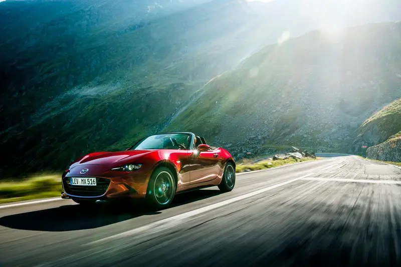 Mazda MX-5 2.0 135 кВт предлагает еще больше удовольствия