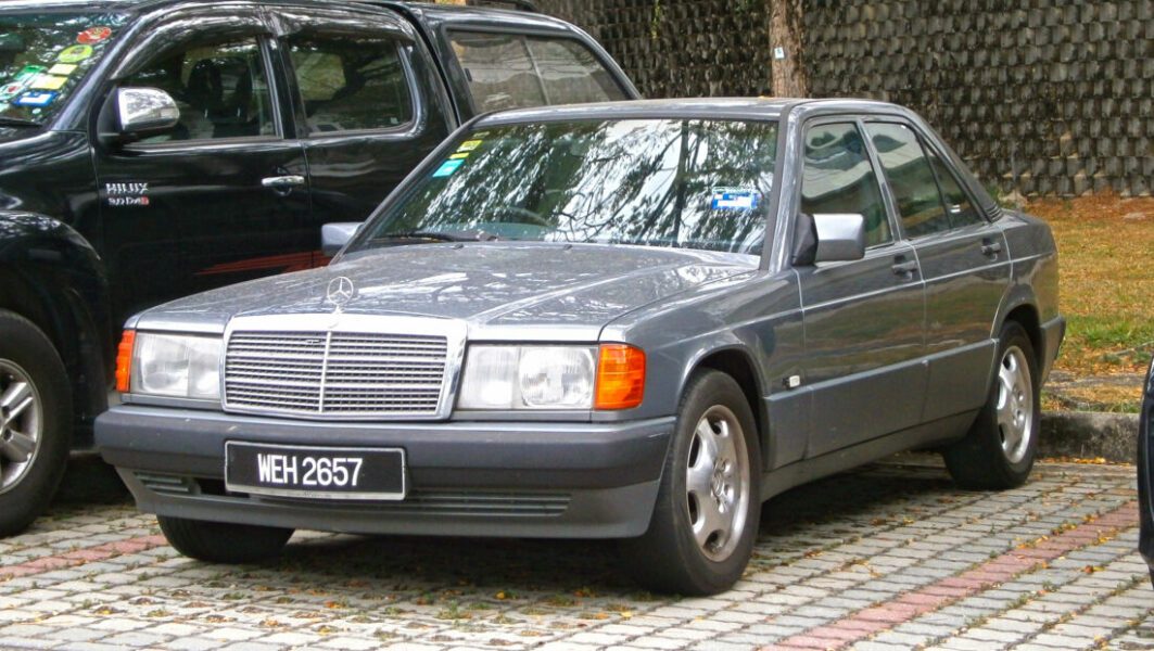 Mercedes-Benz 190/190 E.