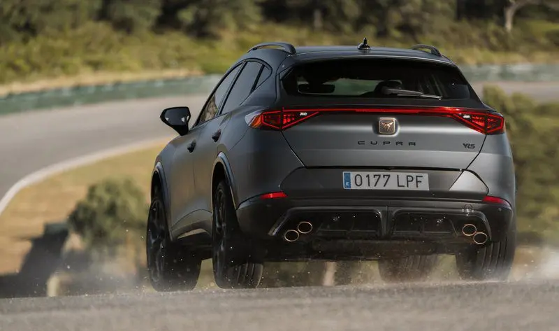 Тест драйв мы ехали: Cupra Formentor VZ5 // Смелый ход