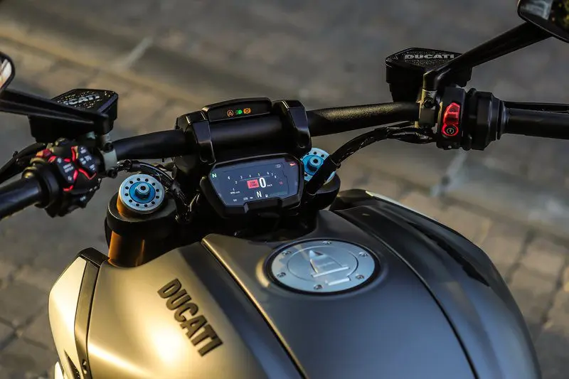 Мы ездили: Ducati 1260S // lahtno razkazovanje mišic