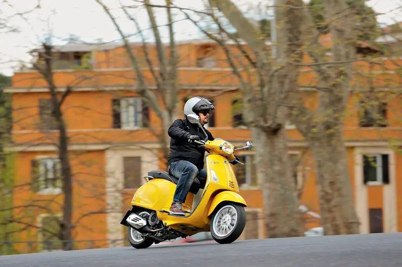 Мы проехали: Vespa Sprint