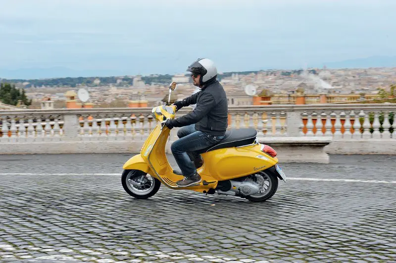 Мы проехали: Vespa Sprint