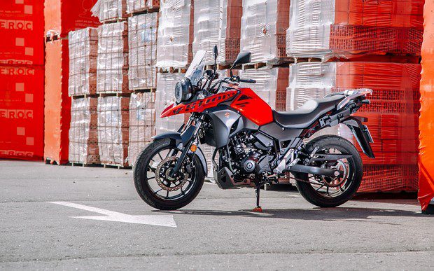 Suzuki V-Strom 250 Extended Test Del 2: When the Giant Rides It