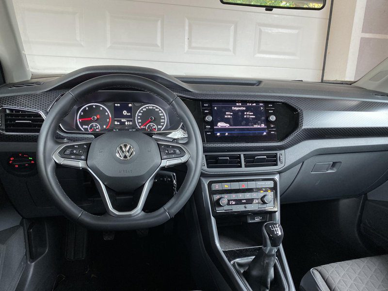 Deuchainn leudaichte: Stoidhle VW T-Cross 1.0 TSI (2019) // Stoidhle Volkswagen T-Cross 1.0 TSI - T beag