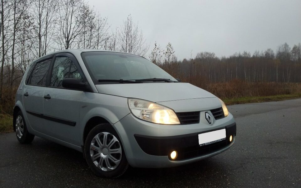 Renault Scenic 1.6 16V Cur an cèill